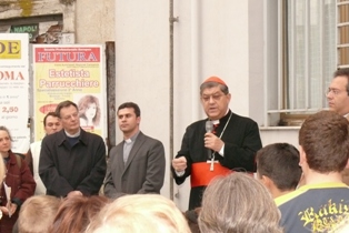 p. Tullio L. superiore Provinciale con p. Vincenzo M. e il Cardinale